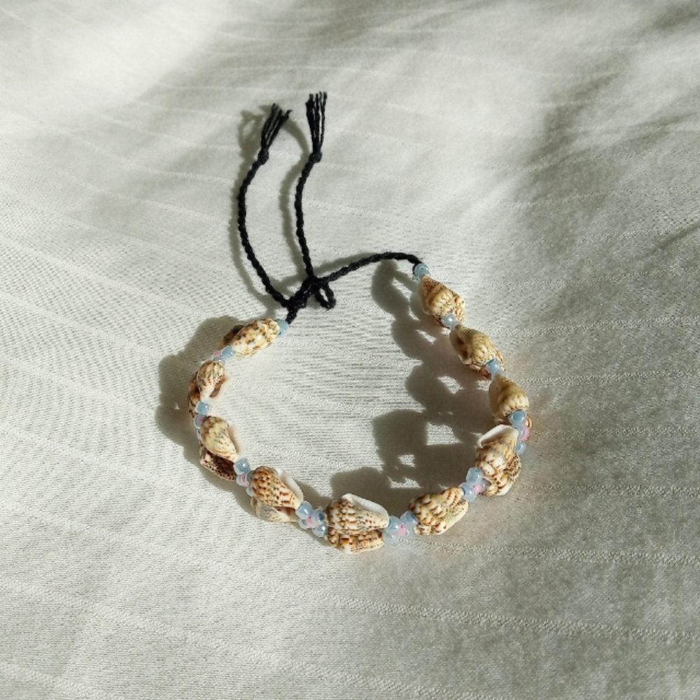 Seashell Beaded Bracelet